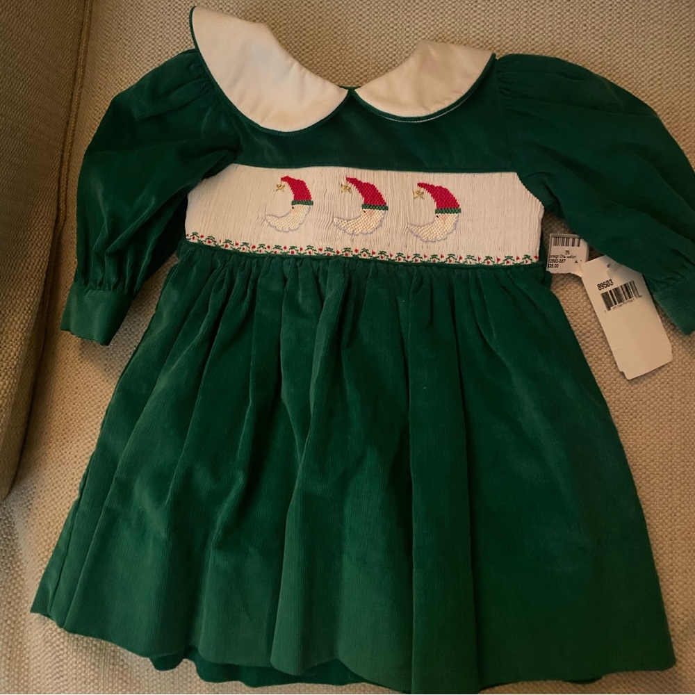 Beautiful Christmas Day dress for your baby girl’s Holiday  outing.